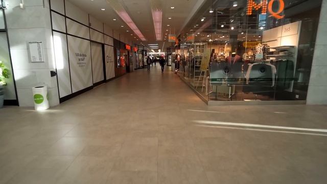 Sweden, Stockholm, Globen Shopping, 15X Elevator , 14X Escalator (enhanced)