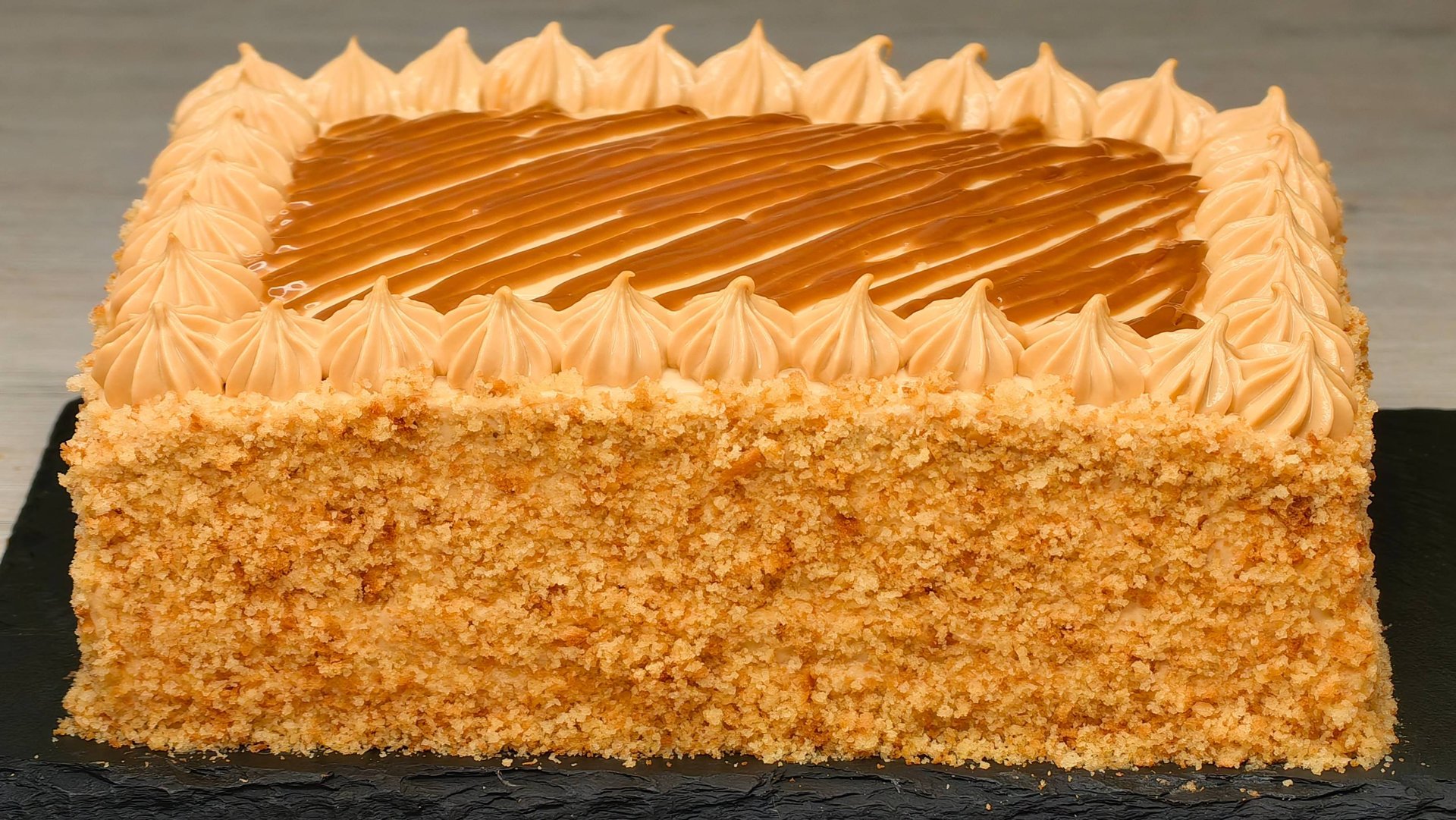 Торт за 15 минут! На кефире!🥳НЕДОРОГОЙ, самый вкусный торт! Простой рецепт смотреть онлайн