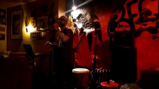 Vector Five - Что я знаю о ней (Концерт в кафе Happy Bob 28.05.2016) смотреть онлайн