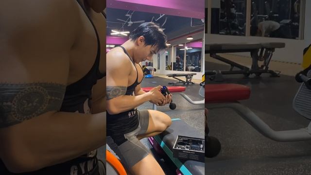 AZAKI REVIEW - Máy Massage Cầm Tay Azaki G188 смотреть онлайн