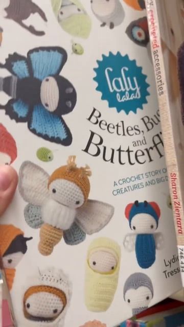Free crochet pattern books?! 🤯📚 #crochetpatterns смотреть онлайн