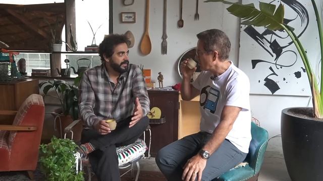 6 e ônibus Ep. 57 – Seu Quintal: um cantinho nada convencional na cidade смотреть онлайн