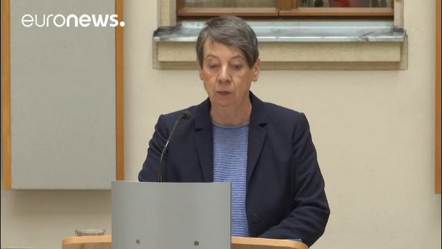 Γερμανία: Καβγάς για τα ντιζελοκίνητα οχήματα смотреть онлайн