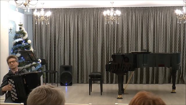 Амелия Аптекарь. Концертмейстер Михаил Токарев. Народная песня «Валенки» смотреть онлайн