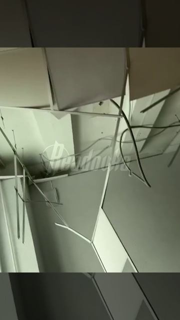 В красноярском колледже обрушающийся потолок не повод для отмены занятий смотреть онлайн