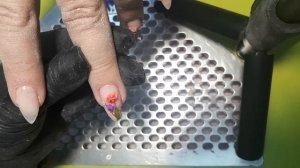 Сухоцветы на ногтях