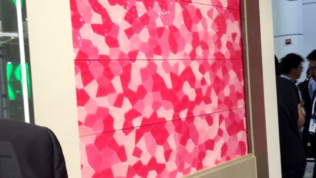 E Ink Prism - ebook tech giant has home decor in its sights смотреть онлайн