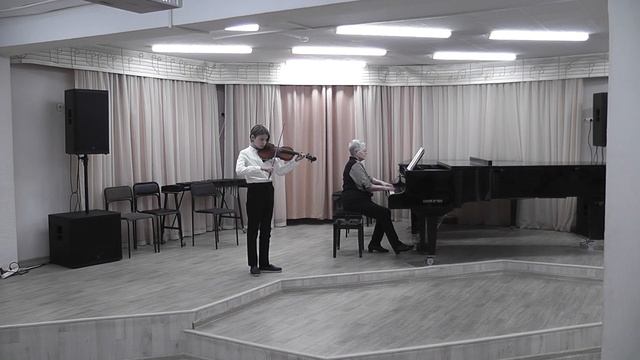 Г. Эллертон «Тарантелла». Исполняет Мирон Батраков (скрипка) смотреть онлайн