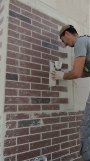 Каким материалом облицевать дом из газобетона!