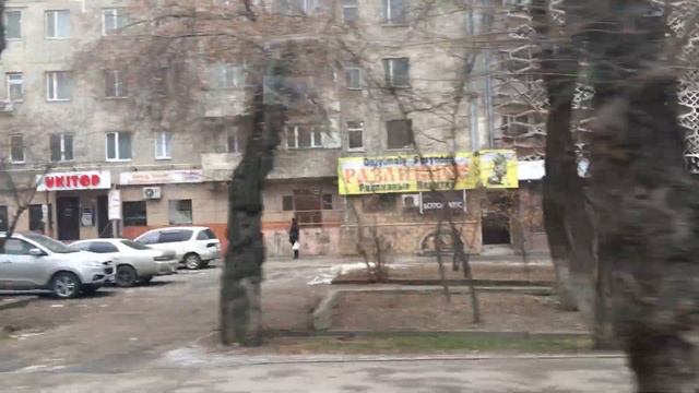 Kazakhstan. Almaty. Алматы после погромов. Улица Толе Би \ Комсомольская. 11 января 2022. смотреть онлайн