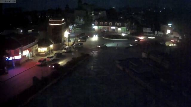 Вебкамера "Площадь Советская". Запись 14.04.2016 20:00:02 смотреть онлайн