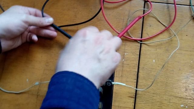 Збирання схеми для Л. Р. "Повірка електромеханічного вольтметра та визначення похибок" смотреть онлайн