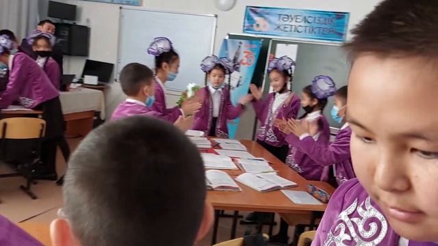 Ашық сабақ 6 "А" сынып. Таулардан өзен ағар сарқыраған смотреть онлайн