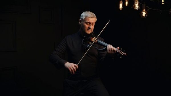 Artem Reutov - Chi Mai (ost "Professional)