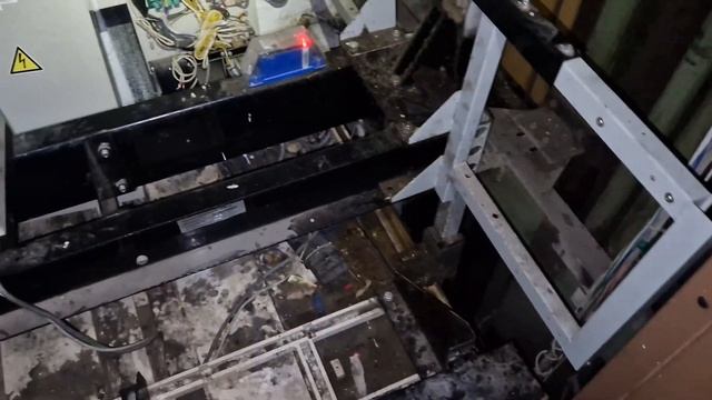 Залипайка с Укрлифтсервисом в одной шахте. Будни лифтового наладчика смотреть онлайн