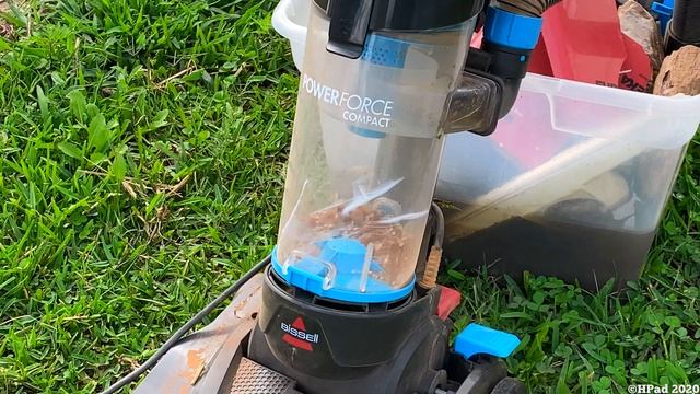 Bissell PowerForce Compact Vacuum Destruction смотреть онлайн