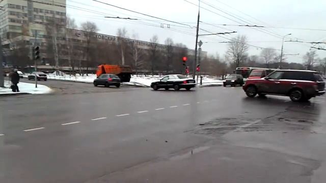 Светофорный объект на перекрёстке улиц Б.Академической Лихоборские бугры смотреть онлайн