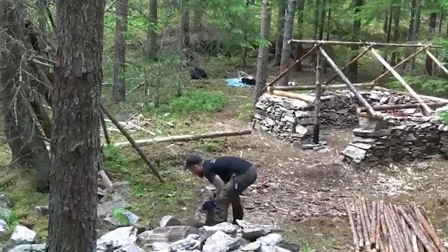 Строительство каменного дома для 3 человек, чтобы укрыться и выжить. смотреть онлайн