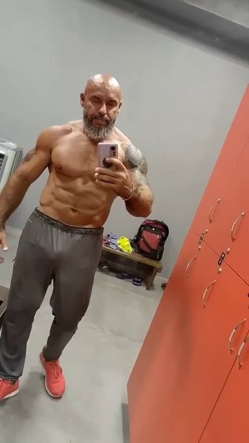 Работайте над собой каждый день #мотивациянауспех #цитаты #люди #саморазвитие #мышление #успех смотреть онлайн