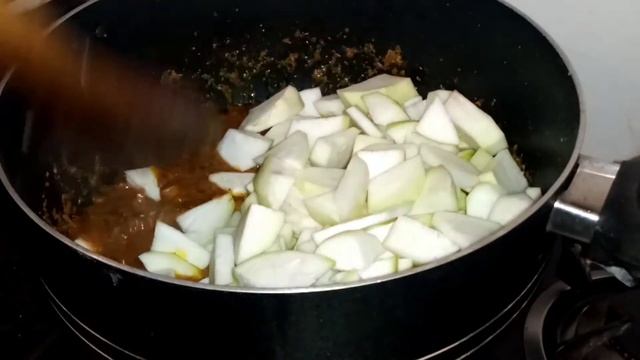 how to cook bottle gourd | lauki ki sabzi banany ka tarika . смотреть онлайн