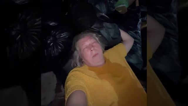 РОЗЕНВАГЕН в мусорке смотреть онлайн