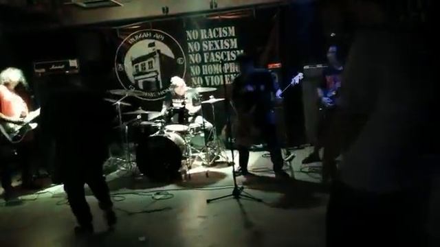RESPECT - SEKAM / LIVE AT RUMAH API смотреть онлайн