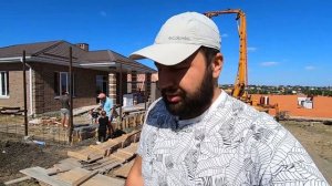 Фундамент под кирпичный забор / Подпорные стены