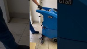 Установка щёток и эксплуатация поломоечной машины Gadlee GT 50 (синяя)