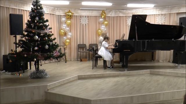 П.Чайковский «Вальс» из балета «Спящая красавица». Исп. Криницыны Марта и мама Светлана Евгеньевна смотреть онлайн