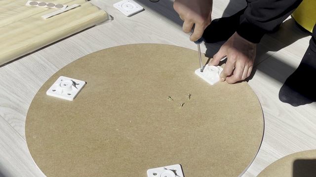 Видеоинструкция по сборке: Журнальный столик смотреть онлайн