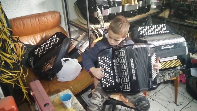 Servis harmonika Dane 064-420-5721 смотреть онлайн