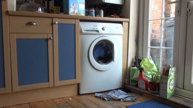 Zanussi AquaFall ZWHB7160 : Cotton Quick : First rinse (5 of 8) смотреть онлайн