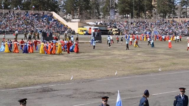 парад на Сибво Чита смотреть онлайн