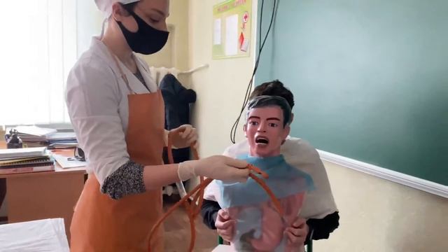 Алгоритм практичних навичок - Промивання шлунку товстим зондом. смотреть онлайн