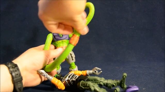 Sssqueeze & Multi-Bot - Masters Of The Universe Classic MOTUC - Action Figure Adventuers смотреть онлайн
