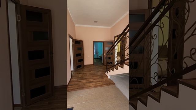 Дачаи фуруши дар 27 клм нохияи Варзоб, Точикистон смотреть онлайн