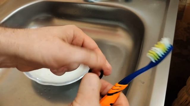 Как почистить распылитель аэратор на смесителе на конце крана ? смотреть онлайн