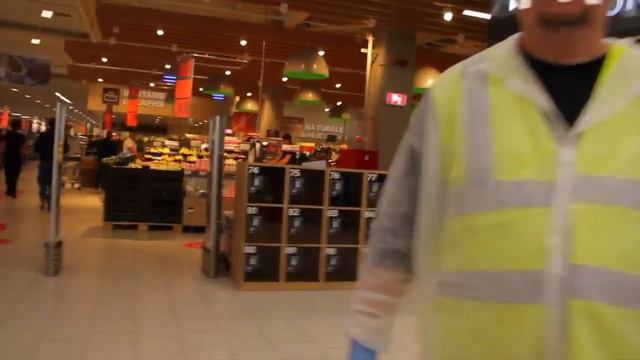 Немецкий Торговый Центр «Kaufland» в Кишиневе / Не разрешили снимать / Пристал к не знакомым людям