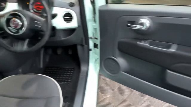 FIAT 500 1.2 LOUNGE 3d 69 BHP смотреть онлайн