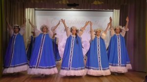 Детский танцевальный коллектив «Родничок»,  т. «Ромашковый хоровод»