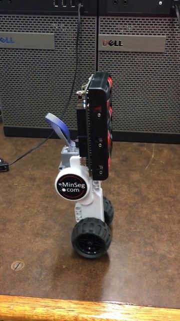 Controlling Two Wheel MinSeg Robot with Simulink and MATlab смотреть онлайн