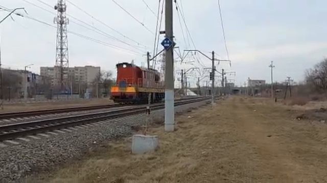 ЧМЭ3-6024 следует резервов на перегоне Зеленчук-Невинномыская и приветливая бригада. смотреть онлайн