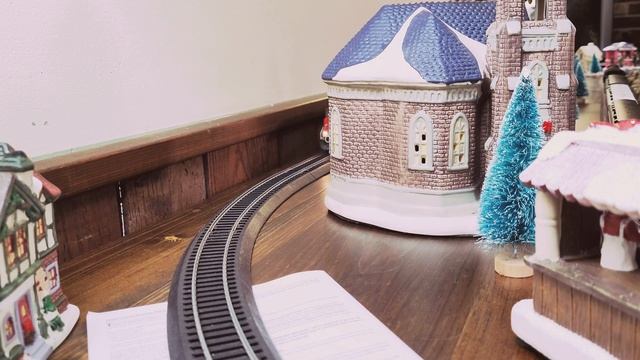 1990's Freight Action with Santa Fe and Southern Pacific SD70M Short Compilation 4K HO Scale смотреть онлайн