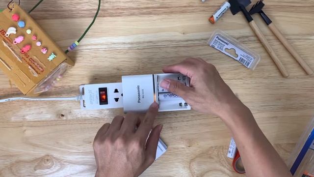 ดูก่อนซื้อ : รีวิวแท่นชาร์จ Panasonic eneloop BQ-CC55E ชาร์จไว 1.5 ชม เต็ม смотреть онлайн