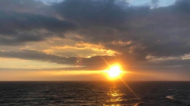 Спасательный круг. Песня @unhoolly3002 смотреть онлайн