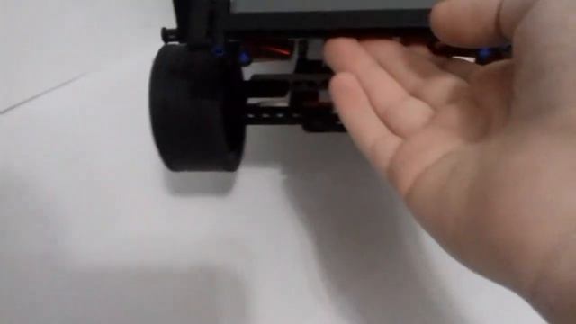 Большая и быстрая машина с подвеской и с множеством функций из лего техник смотреть онлайн