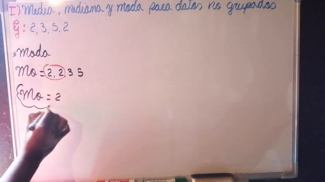 Cálculo de la media, mediana y moda para datos no agrupados. смотреть онлайн