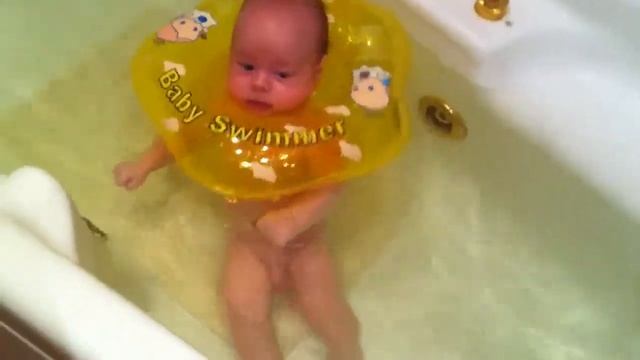 Новый Baby Swimmer смотреть онлайн
