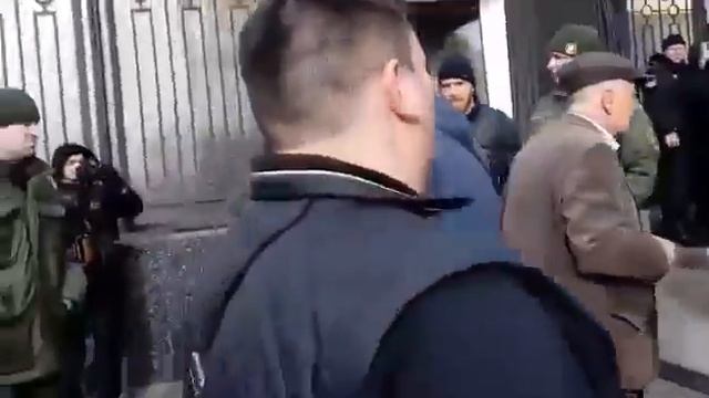 Столкновения у Генконсульства РФ. Одесса. 9 марта 2016 смотреть онлайн