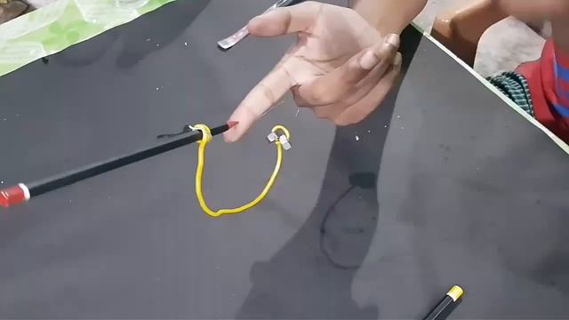 Gravity Defied by Anti Gravity Pencil| Centre of Gravity| Centre of Mass experiment смотреть онлайн